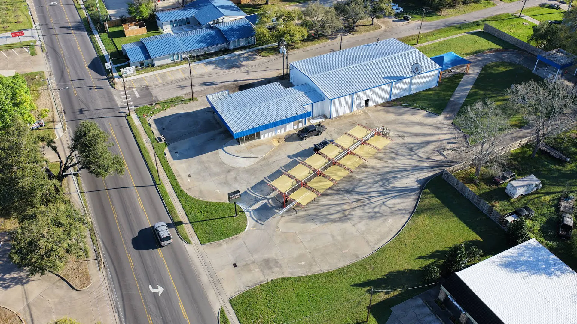 Alvin Express photo gallery image 1