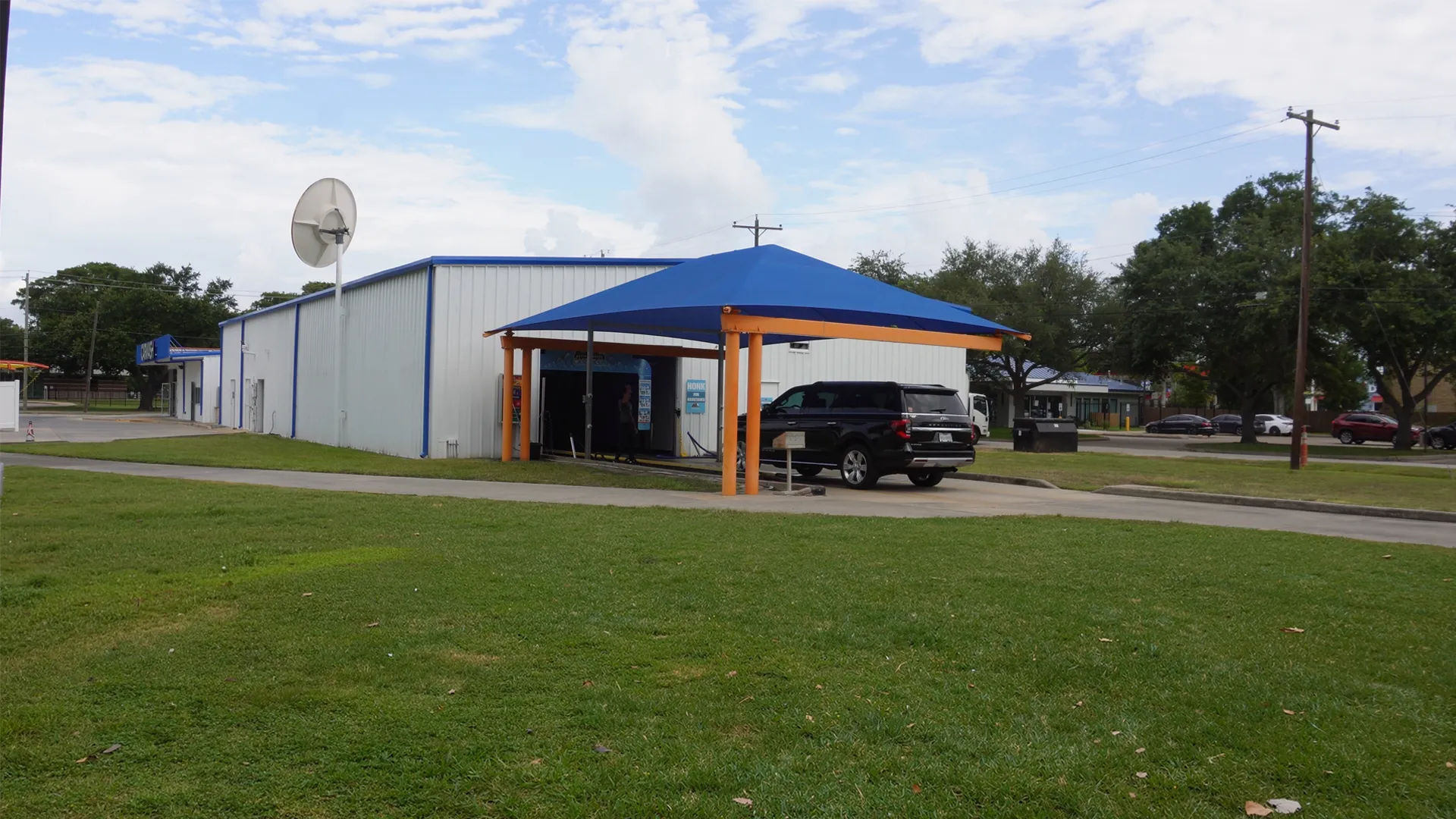 Alvin Express photo gallery image 9